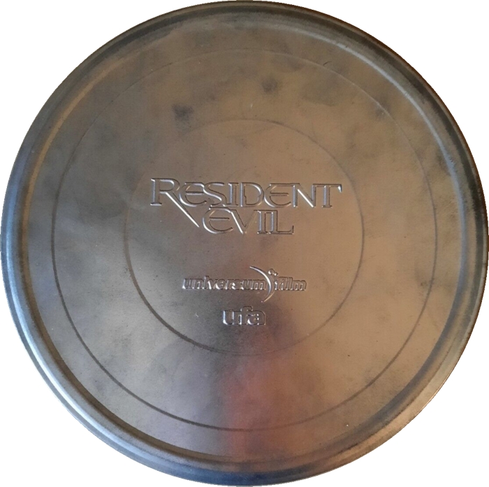 Top of lid on tin box