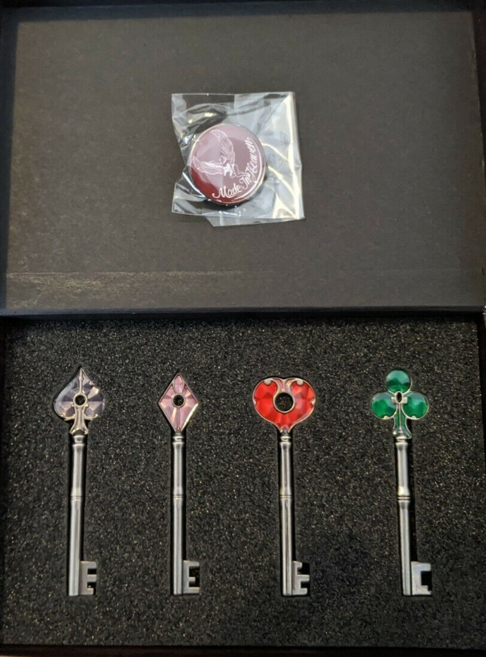 Keys and pin