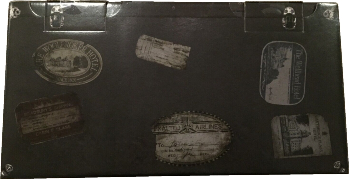 Front of inner box