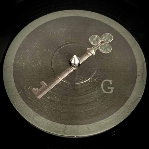 Label side G